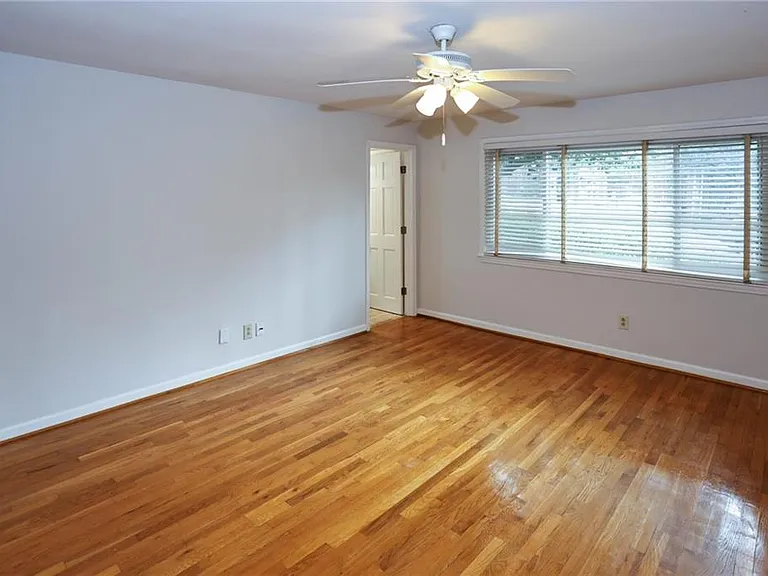 115 Biscayne Dr NW #A9 — Photo 12