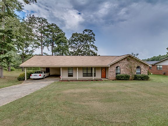 2nd image of 13595 Apple Ln