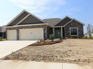 8766 Raceborg Pl, Fort Wayne, IN 46835