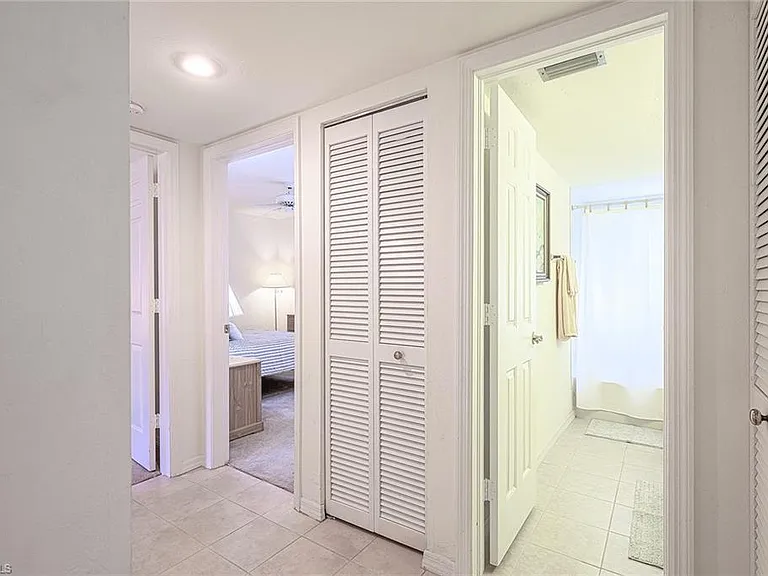 565 Beachwalk Cir #T-104 — Photo 17