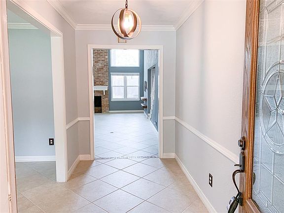 2nd image of 11818 Cypresswood Dr