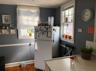 324 1/2 E 55th St, Savannah, GA 31405