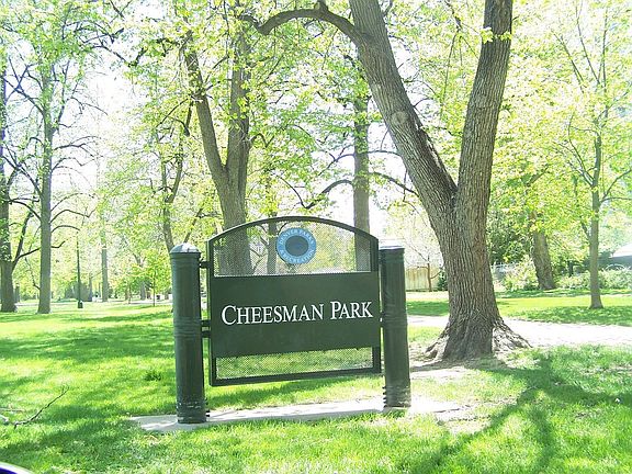 1 Block from Cheesman Park