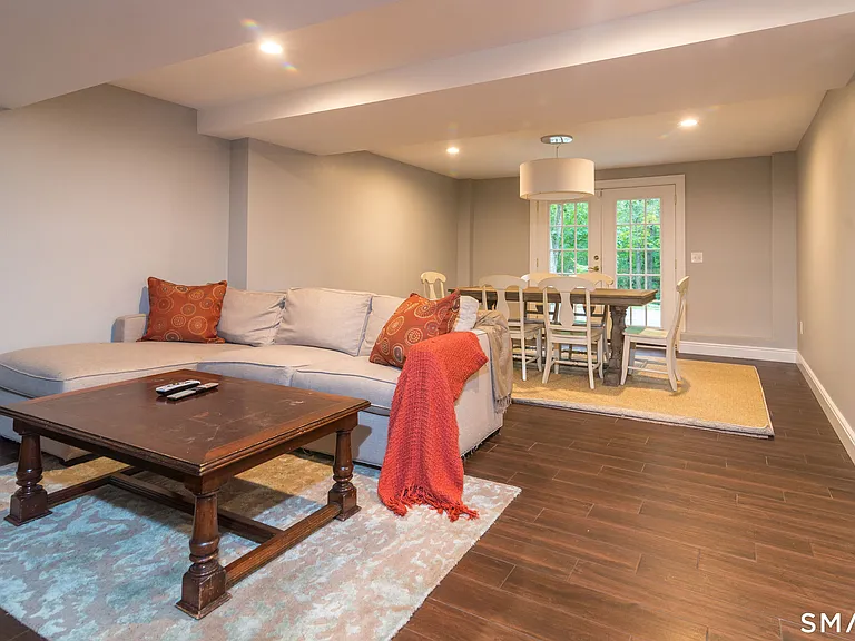 36 Kingswood Pl — Photo 32