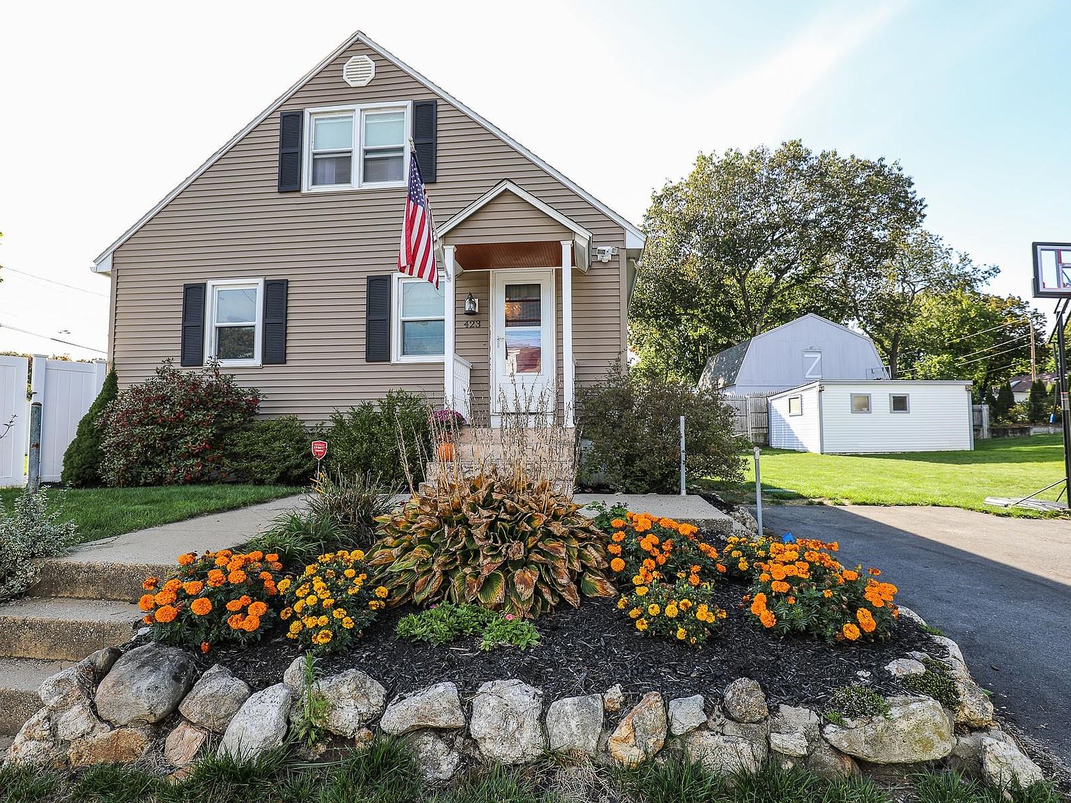 423 Donald Street, Bedford, NH 03110 Zillow