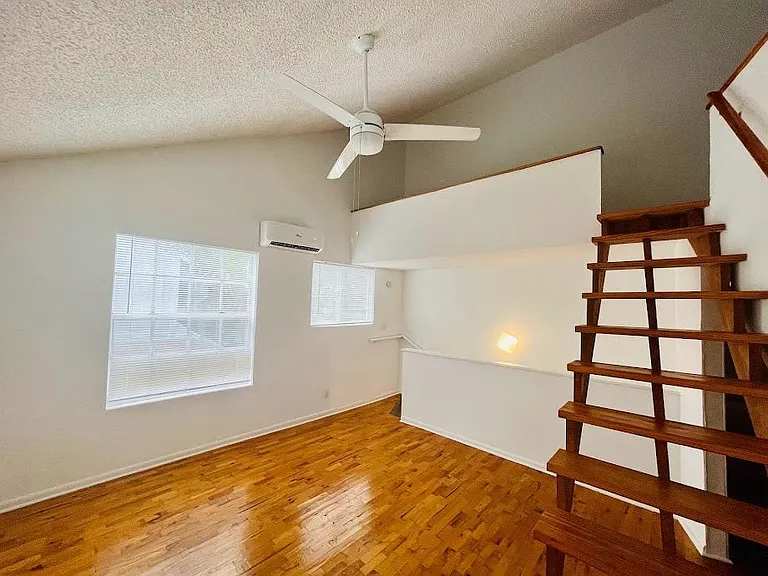 2573 Trapp Ave #B — Photo 18