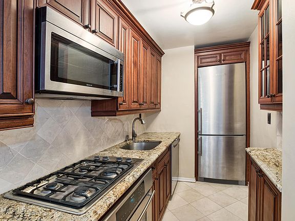 2nd image of 1634 1st Ave #9C