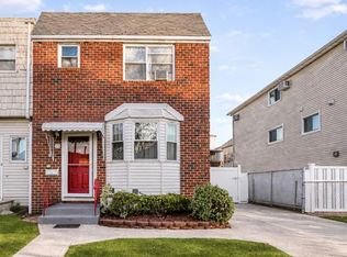 25 Morgan Ln, Staten Island, NY 10314