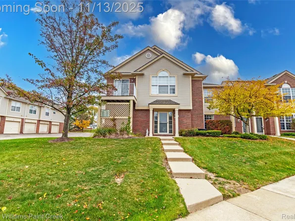 1848 Flagstone Cir, Rochester, MI 48307