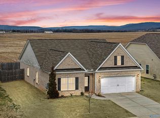 113 Story Ray Dr, New Market, AL 35761