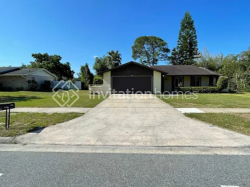 304 Larkwood Dr Photo 1