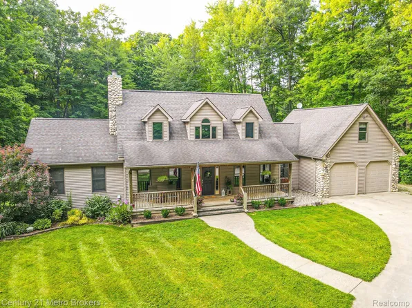 4191 Crystal Creek Ests, Lapeer, MI 48446