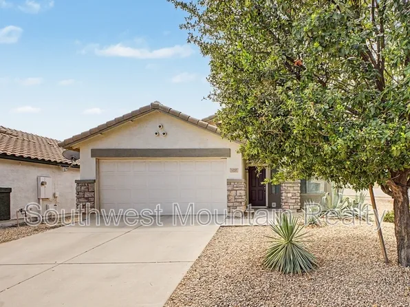 1237 W Fruit Tree Ln, San Tan Valley, AZ 85143