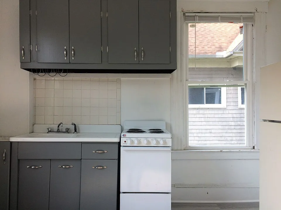 577-579 Orange St.