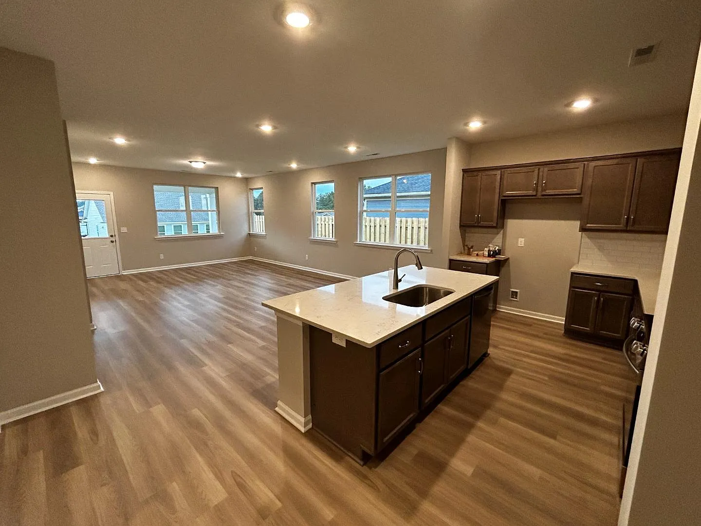 105 Alberta Harris Dr — Photo 2