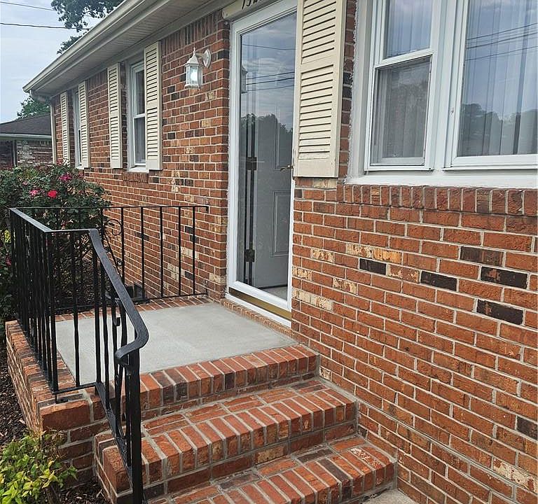1st image of 1529 Wood Ave