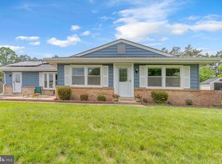 603 N York Rd, Sterling, VA 20164