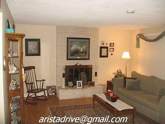 3rd image of 14102 SE Arista Dr
