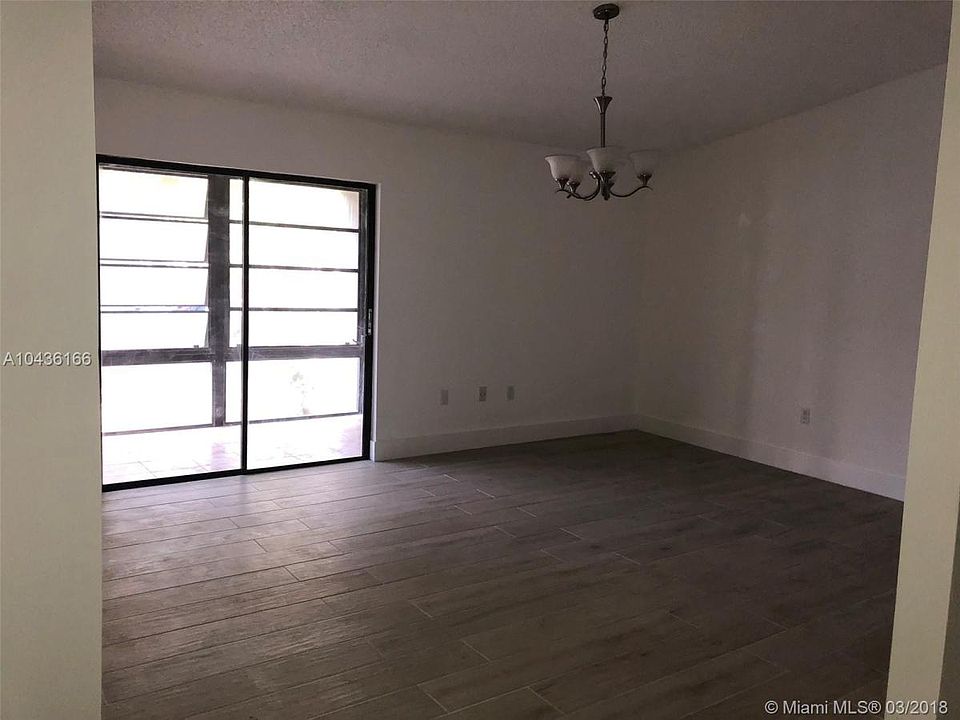 1st image of 444 NE 206th Ln APT 205
