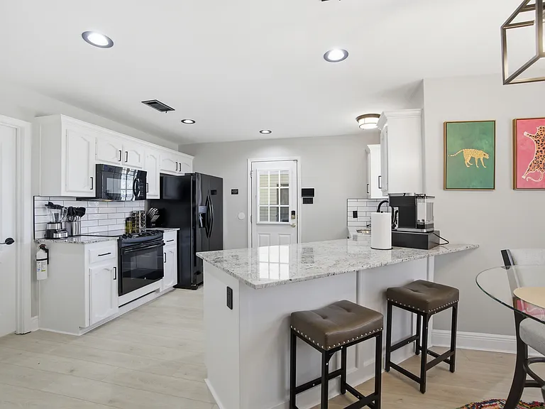 Elvin Dr — Photo 4