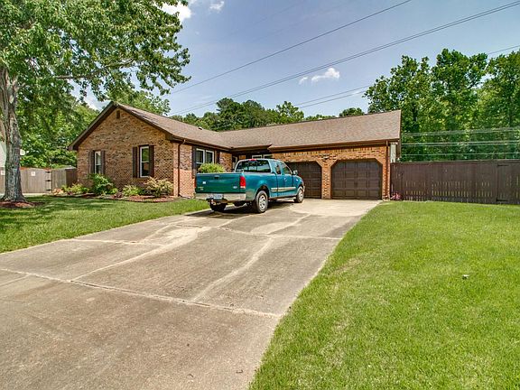 2nd image of 5200 Lola Cir