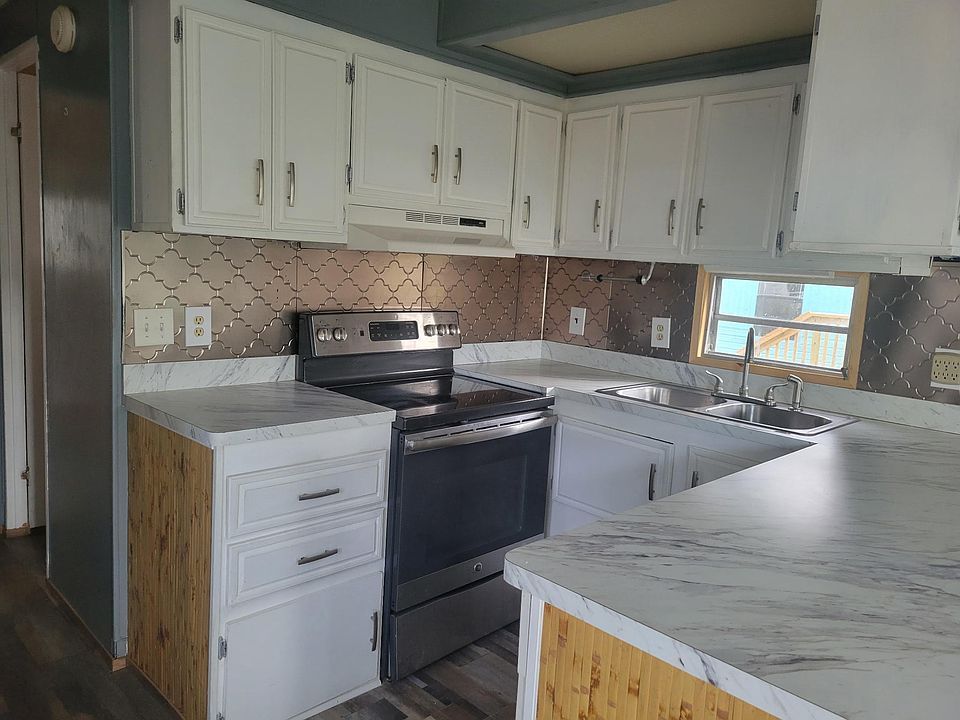 1st image of 1720 NW 38th Ave Unit 3B