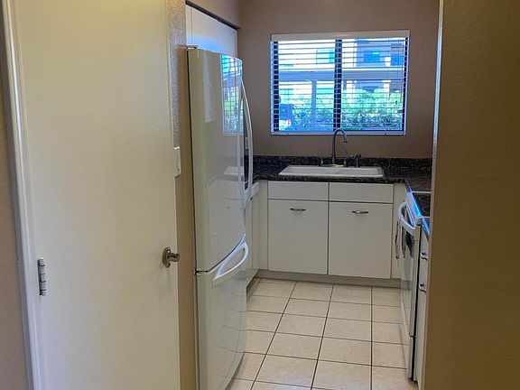 2nd image of 16540 E Gunsight Dr Unit 1003