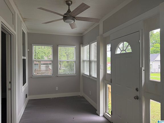 5th image of 8321 Division Ave