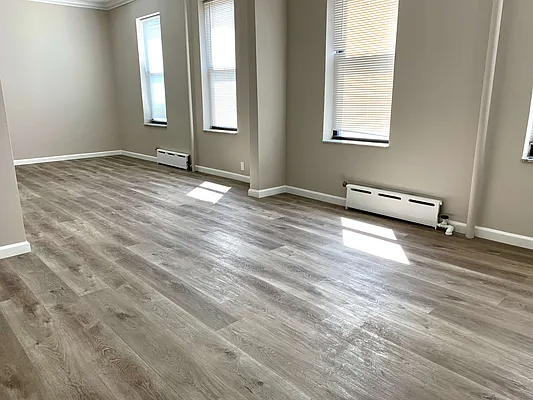 Rented by Vass Stevens Group | media 27