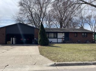 620 12th Ave SE, Waseca, MN 56093