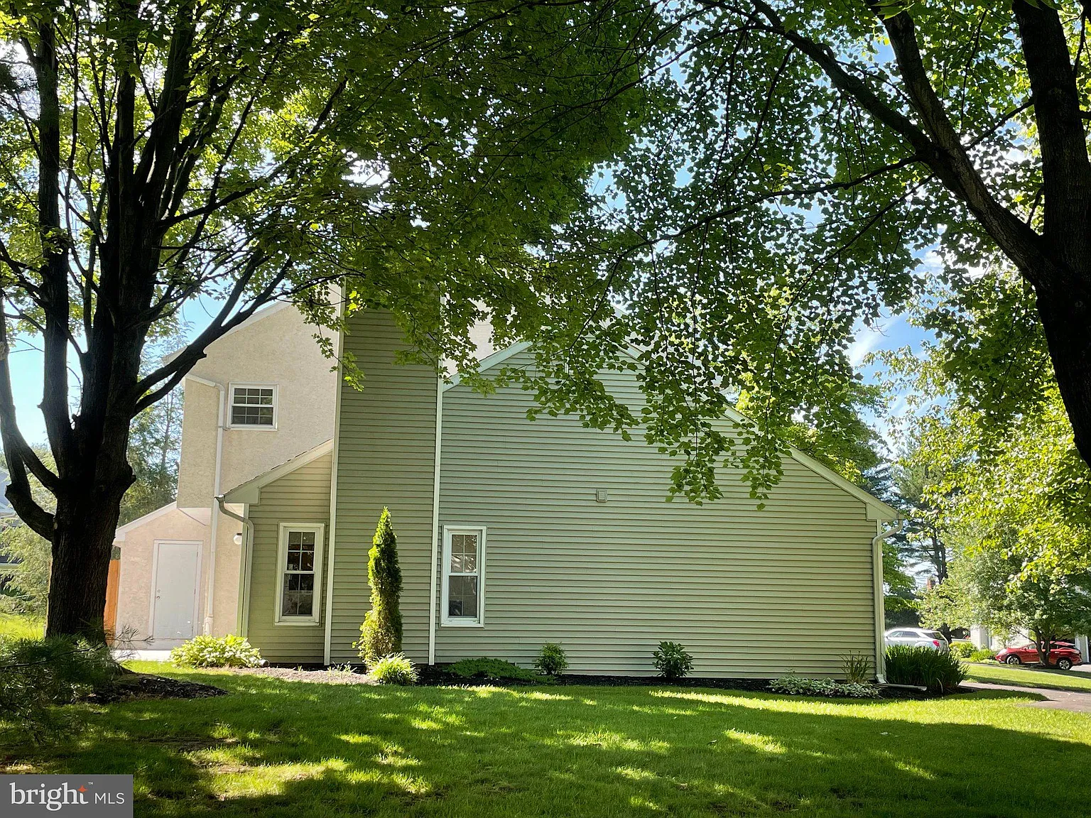 2 bed, 2.5 bath, 1442 sqft, $2,500 — Photo 4