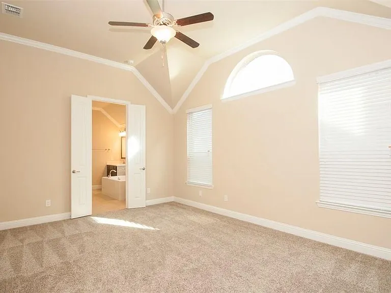 15921 Gladewater Ter — Photo 9