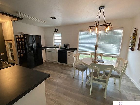 5th image of 2740 S 41st St