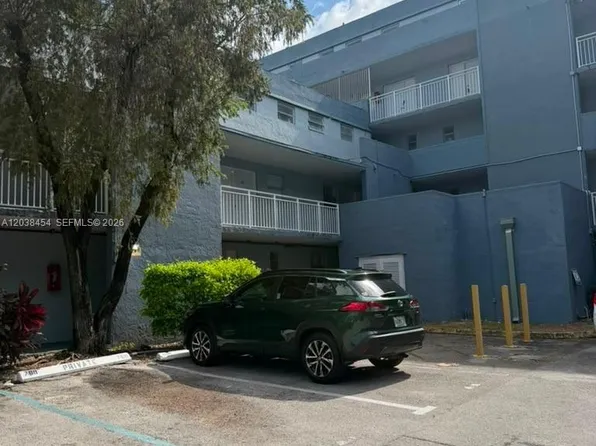 9375 Fontainebleau Blvd APT L225, Miami, FL 33172