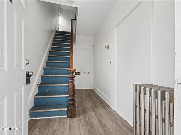 5th image of 20 Hudson St #B