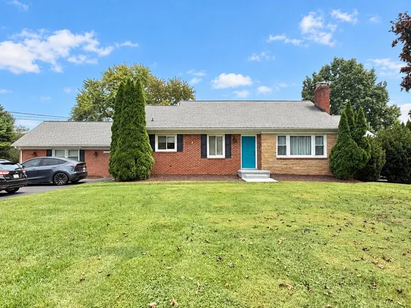 25223 Oak Dr, Damascus, MD 20872