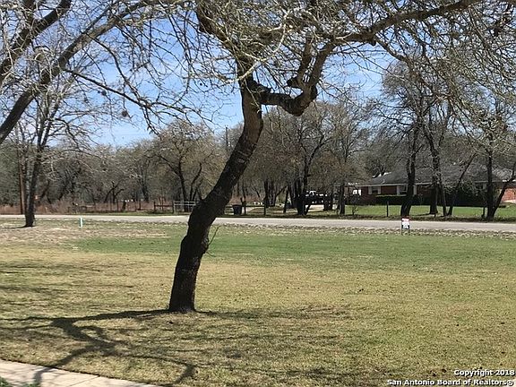 5th image of 313 Cimarron Dr