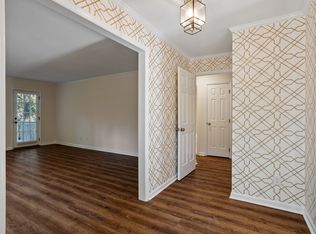 5921 Applewood Ln, Raleigh, NC 27609