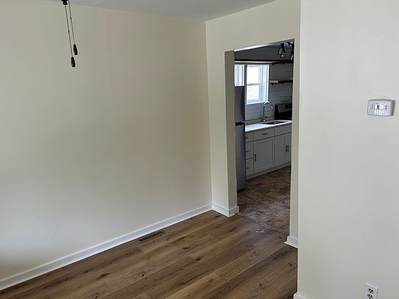 2nd image of 255 Valparaiso St #1