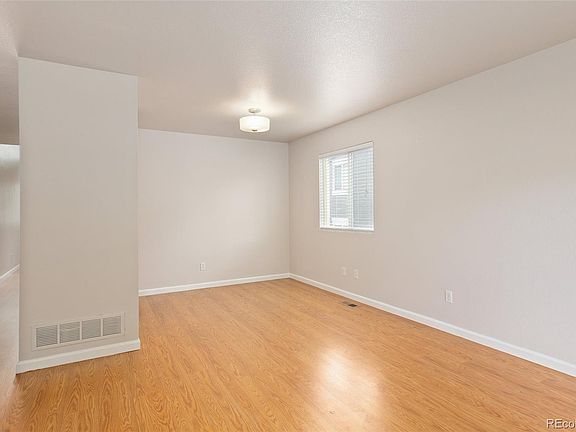 4th image of 12542 Bryant St