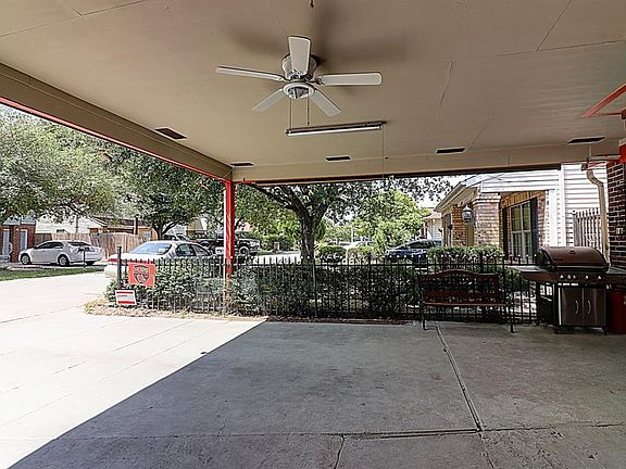 2nd image of 10914 Vista Norte Ct