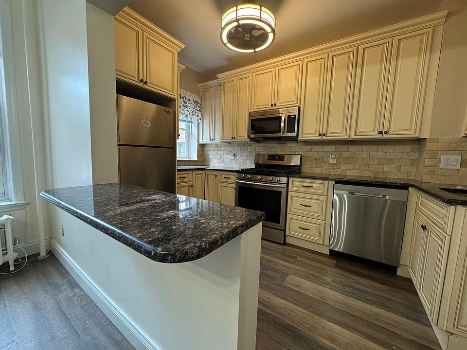 1st image of 4614 Fort Hamilton Pkwy APT 1