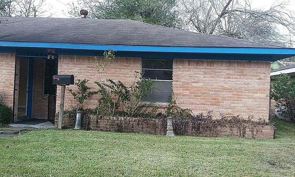1st image of 4110 Knotty Oaks Trl