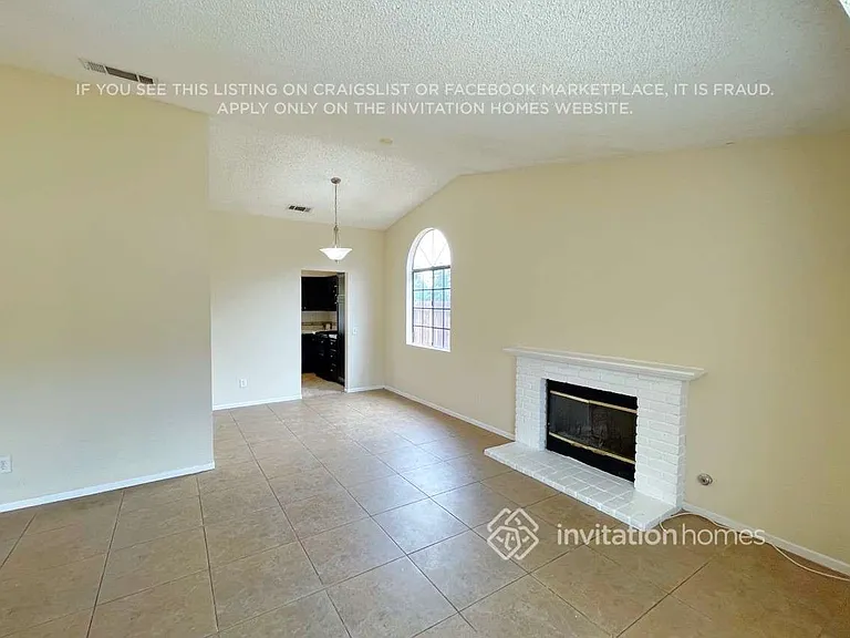 19086 Reindeer Dr — Photo 4