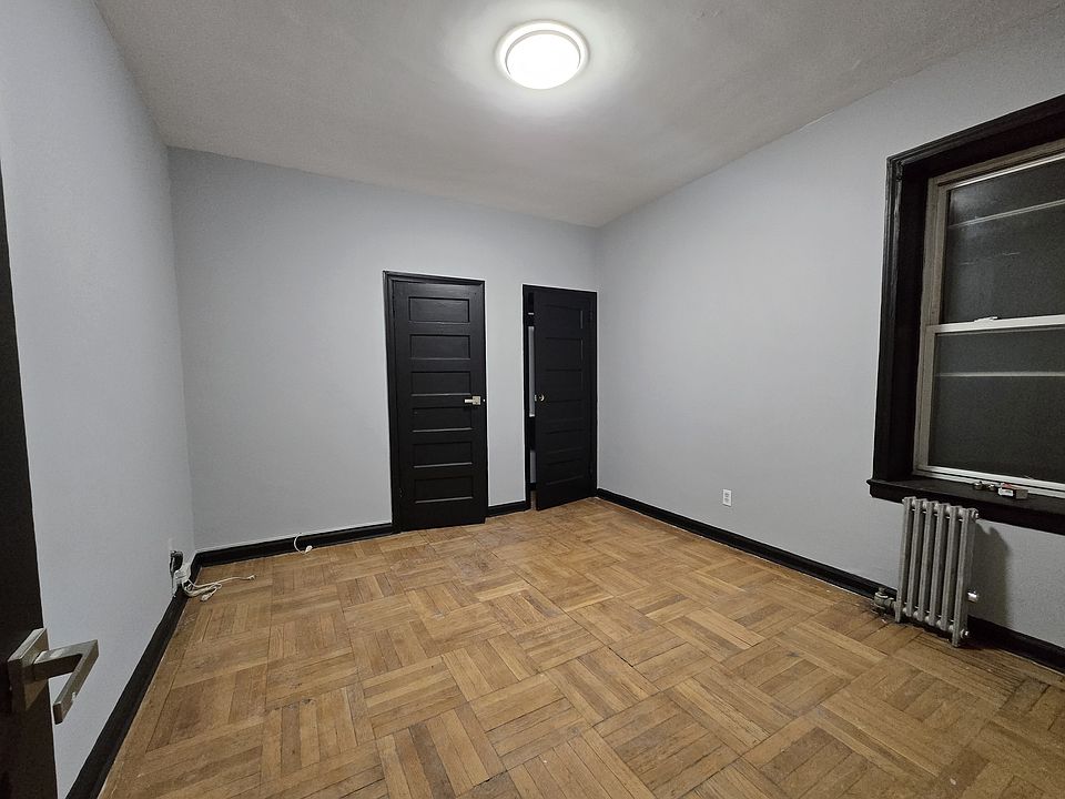 2nd image of 302 N 3rd St #3A