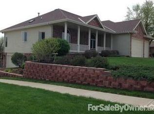 3065 Piney Creek Dr, Elkhorn, NE 68022