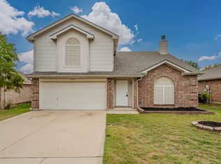 2720 Brea Canyon Rd, Fort Worth, TX 76108