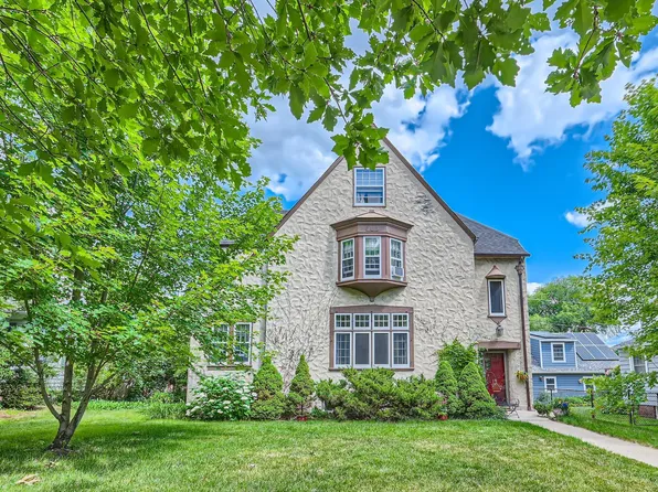 1833 Wellesley Ave, Saint Paul, MN 55105