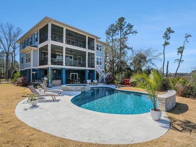 1899 N James Gregarie Rd, Mount Pleasant, SC, 29466