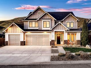 6266 E Playwright St, Boise, ID 83716